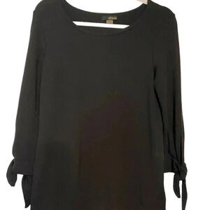Women's black Renuar top w/tie detail sleeve size small